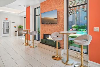 Cabana: poolside lounge